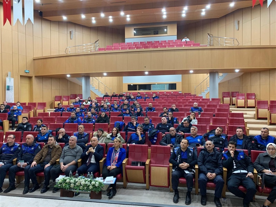 Müdürlüğümüz ve Kocaeli Büyükşehir zabıta daire başkanlığı koordinesinde İlimiz ve İlçelerinde görev yapan Zabıta Personeline 6502 Sayılı Tüketicinin korunması Hakkında Kanun Kapsamında Eğitim Verildi